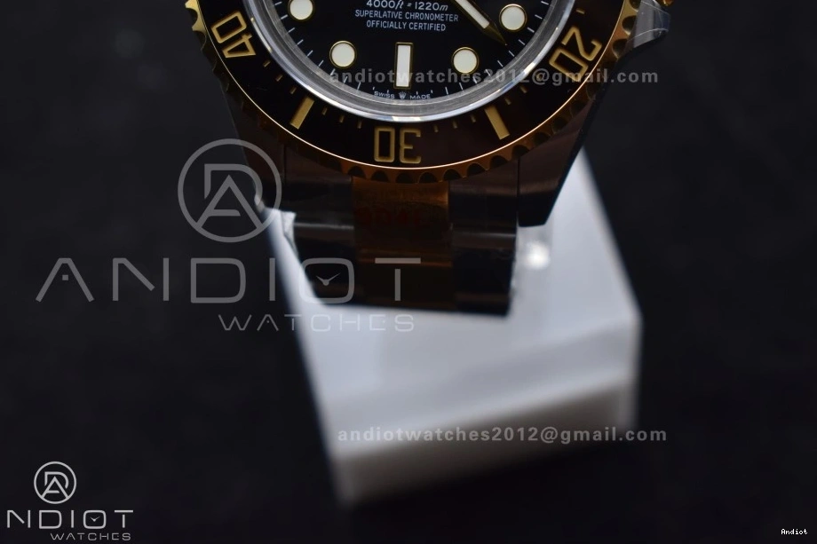 V3 Edition YG SS Tone Bracelet on Sea-Dweller Black GMF Best Two A2824 SS YG Dial 126603 1120